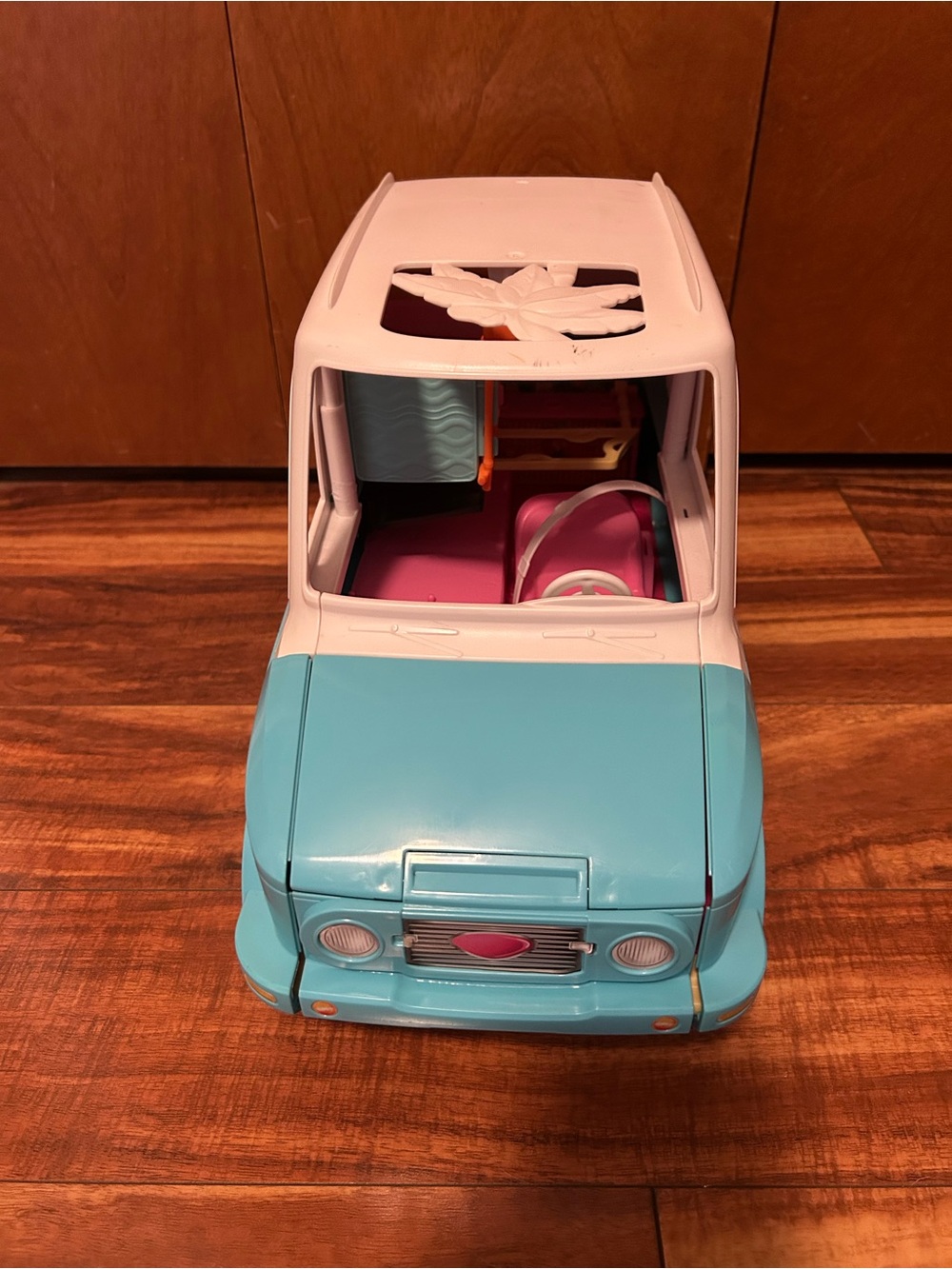 Barbie Ultimate Puppy Mobile